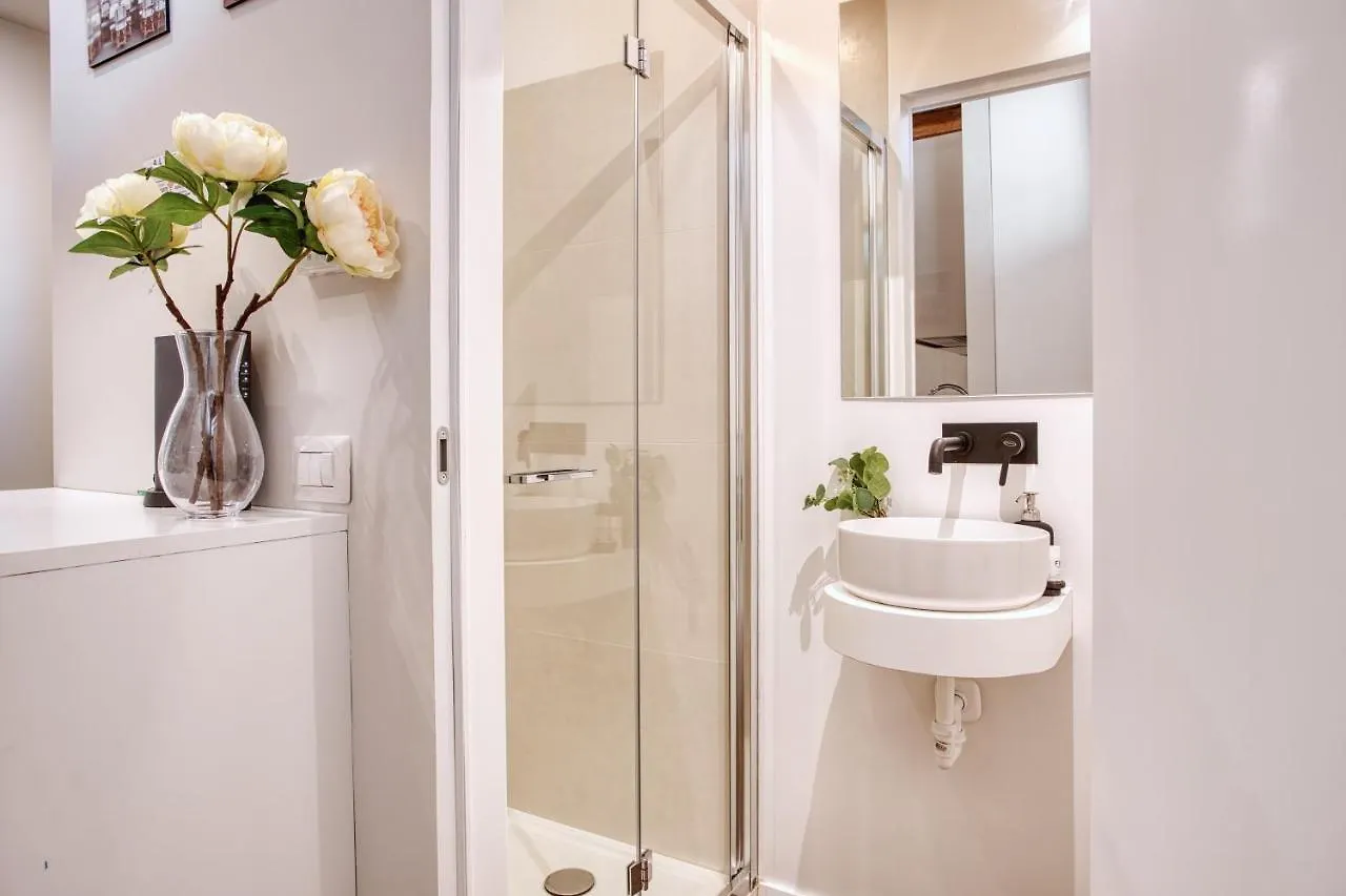 Joivy Delightful 1-Bed Flat In The Centre Of Milan Διαμέρισμα Ιταλία